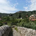 Lägenhet Monolocale Con Giardino E Parcheggio Privato Citra Zero Zero Ottanta Trentuno Lt 0281 *