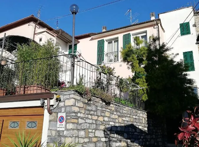 Monolocale Con Giardino E Parcheggio Privato Citra Zero Zero Ottanta Trentuno Lt 0281 Апартаменты